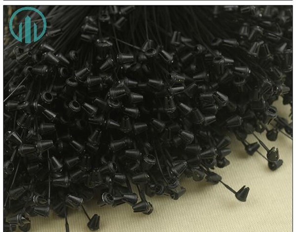 Ti Xỏ Đầu Nhọn 15 inch Màu Đen